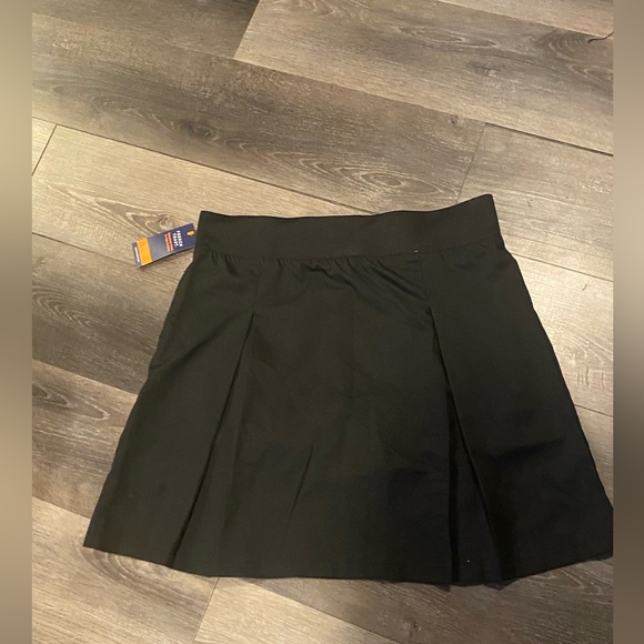 French Toast Black Skort Childs Size 20 NWT - Picture 2 of 6